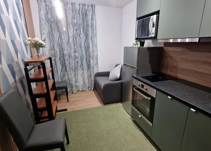 Avec 3 Et Un Apartamento *